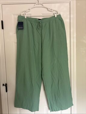 NWT Women’s XL  Relaxed Drawstring Pants — Sage